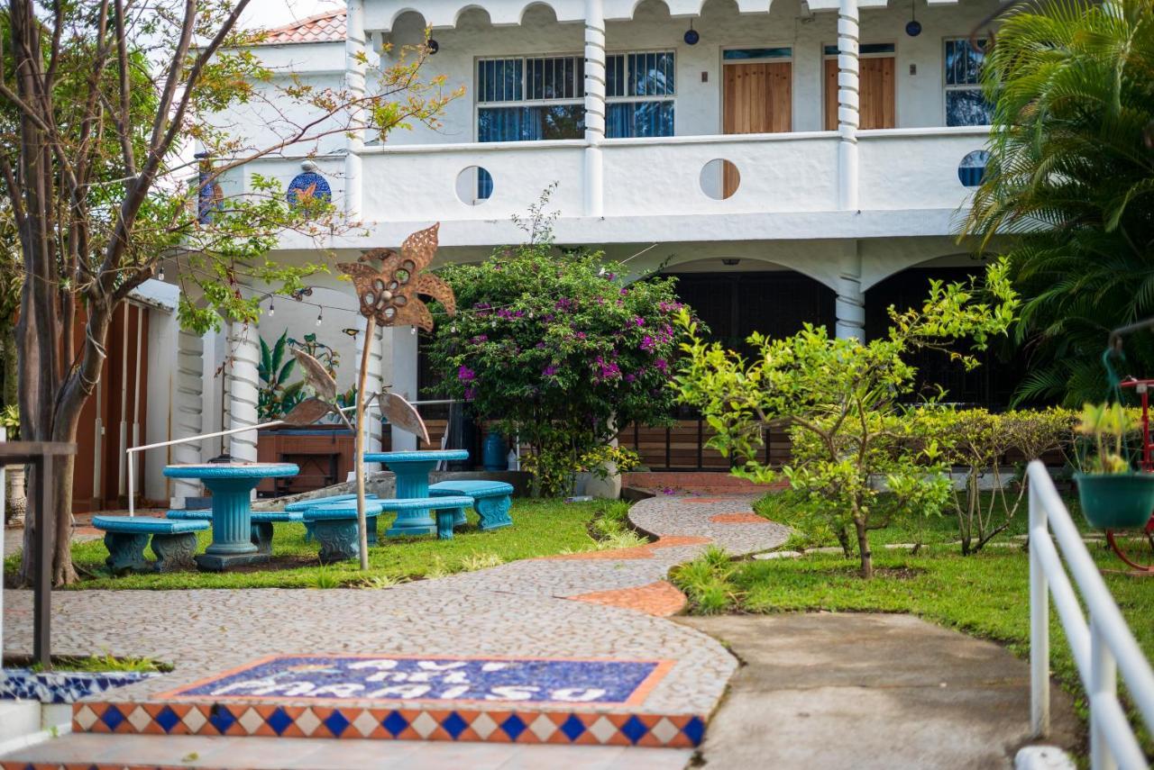 Hotel Ave Del Paraiso Сан Хосе Екстериор снимка